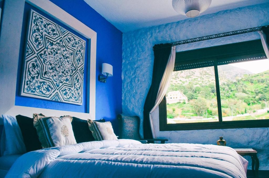 Deluxe Double Room with river and mountain view