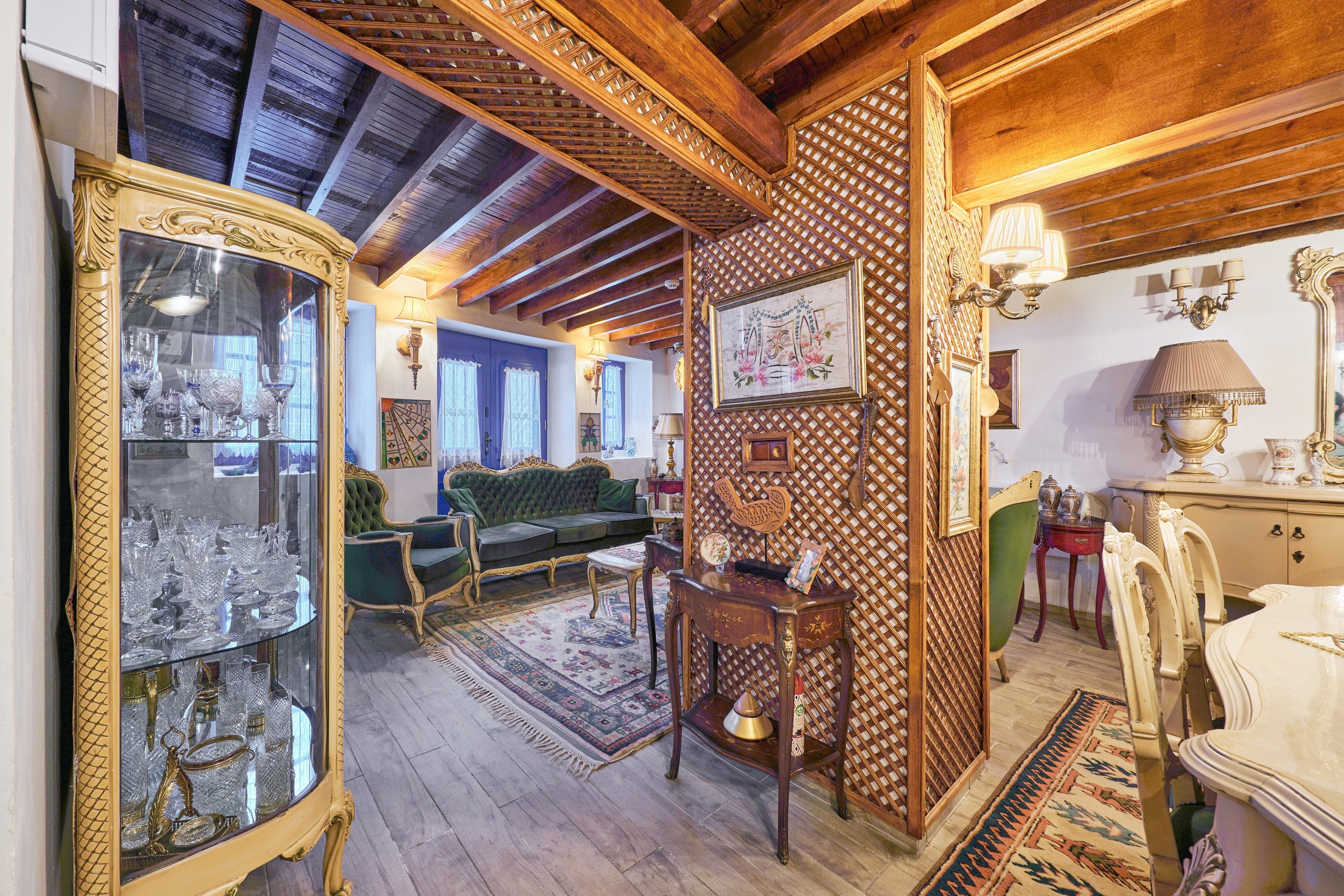 Ertuhi Guest House - Ertuhi Konagi