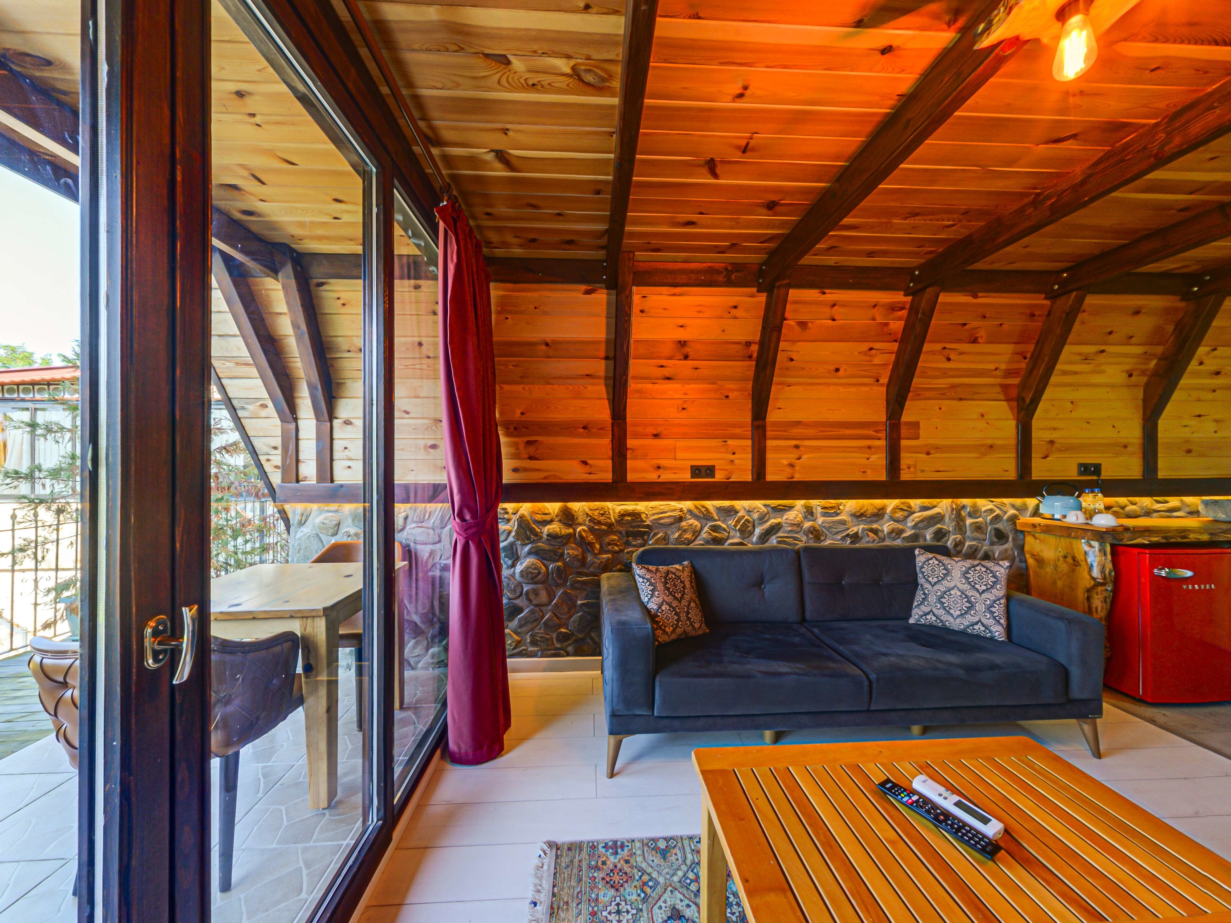 Deluxe Bungalov