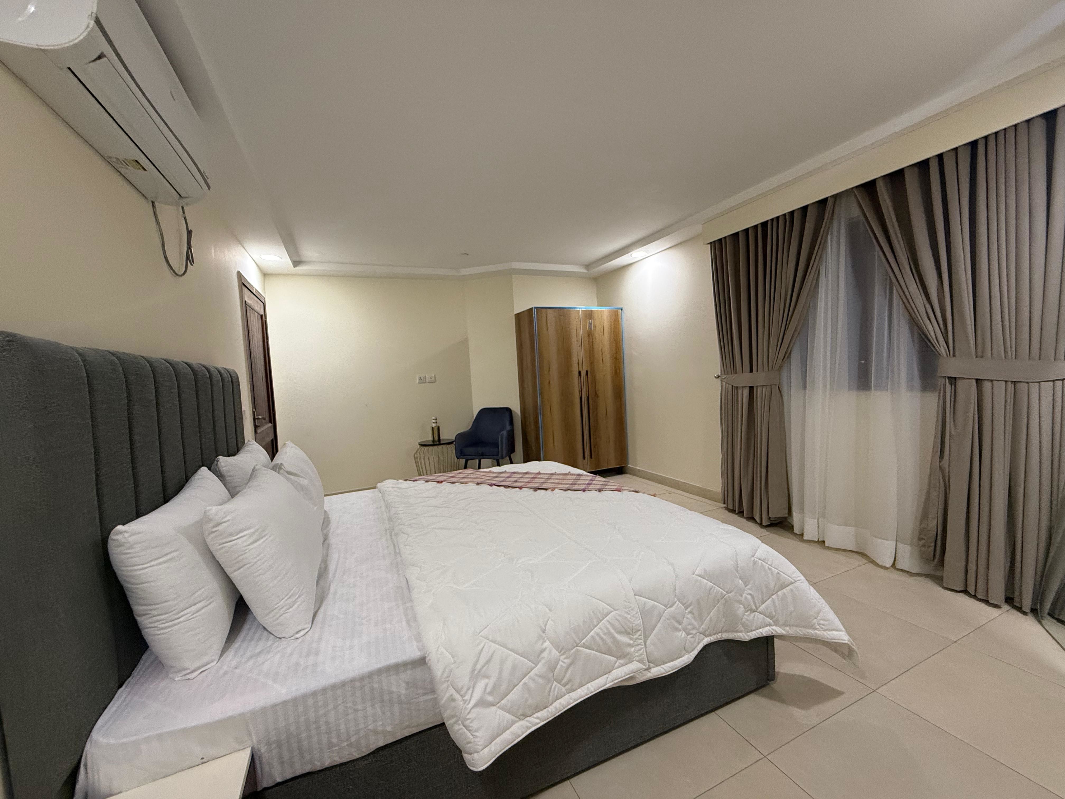 Modern 1BED in Gulberg With City View