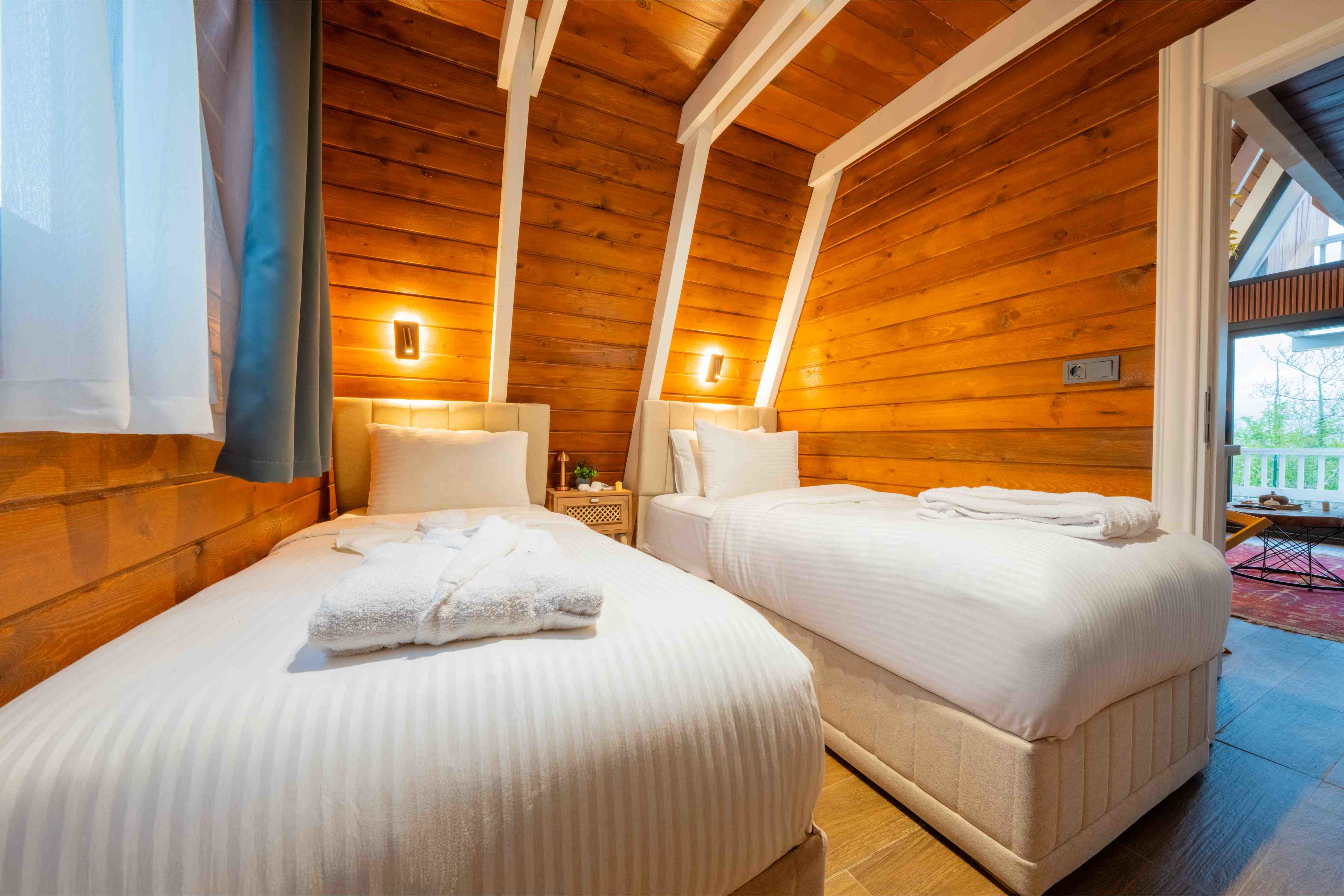 SUPERİOR DELUXE BUNGALOV