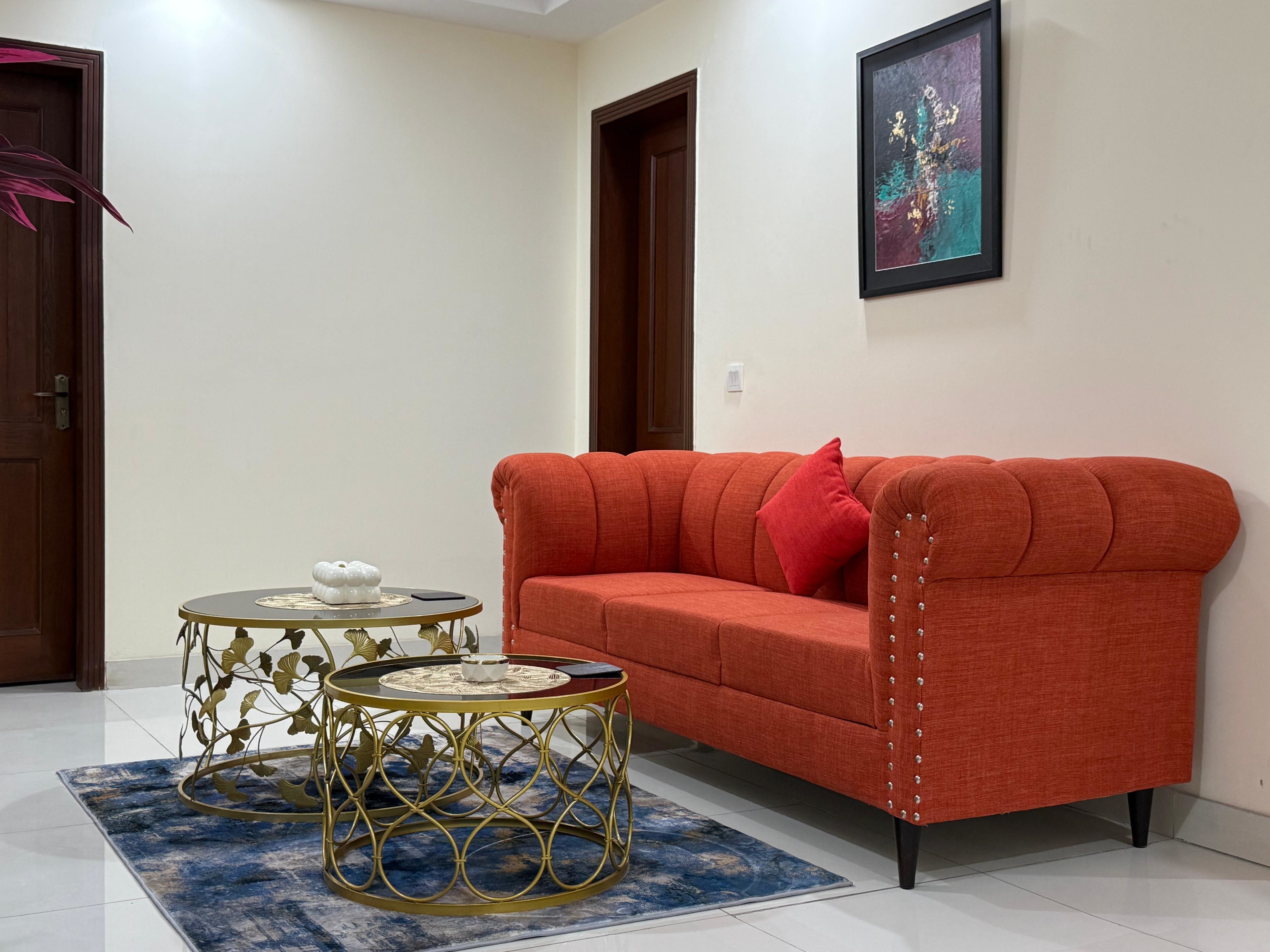 Luxury 1 Bedroom Apartment Gulberg
